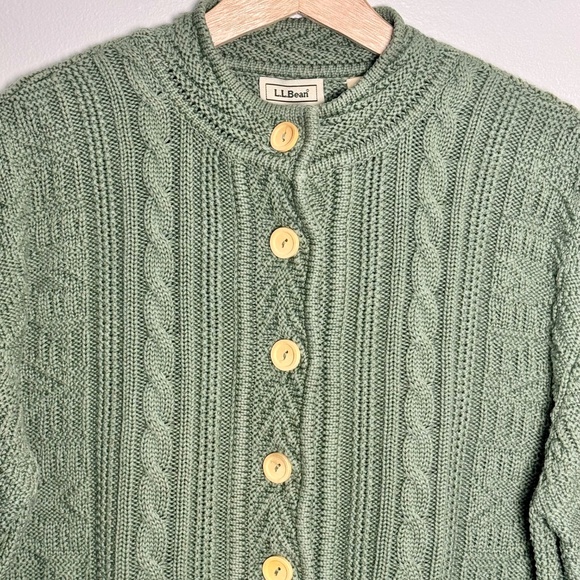 LL Bean Sage Green Cable-knit Heritage Cardigan w Wood Buttons Sz M - Picture 3 of 8